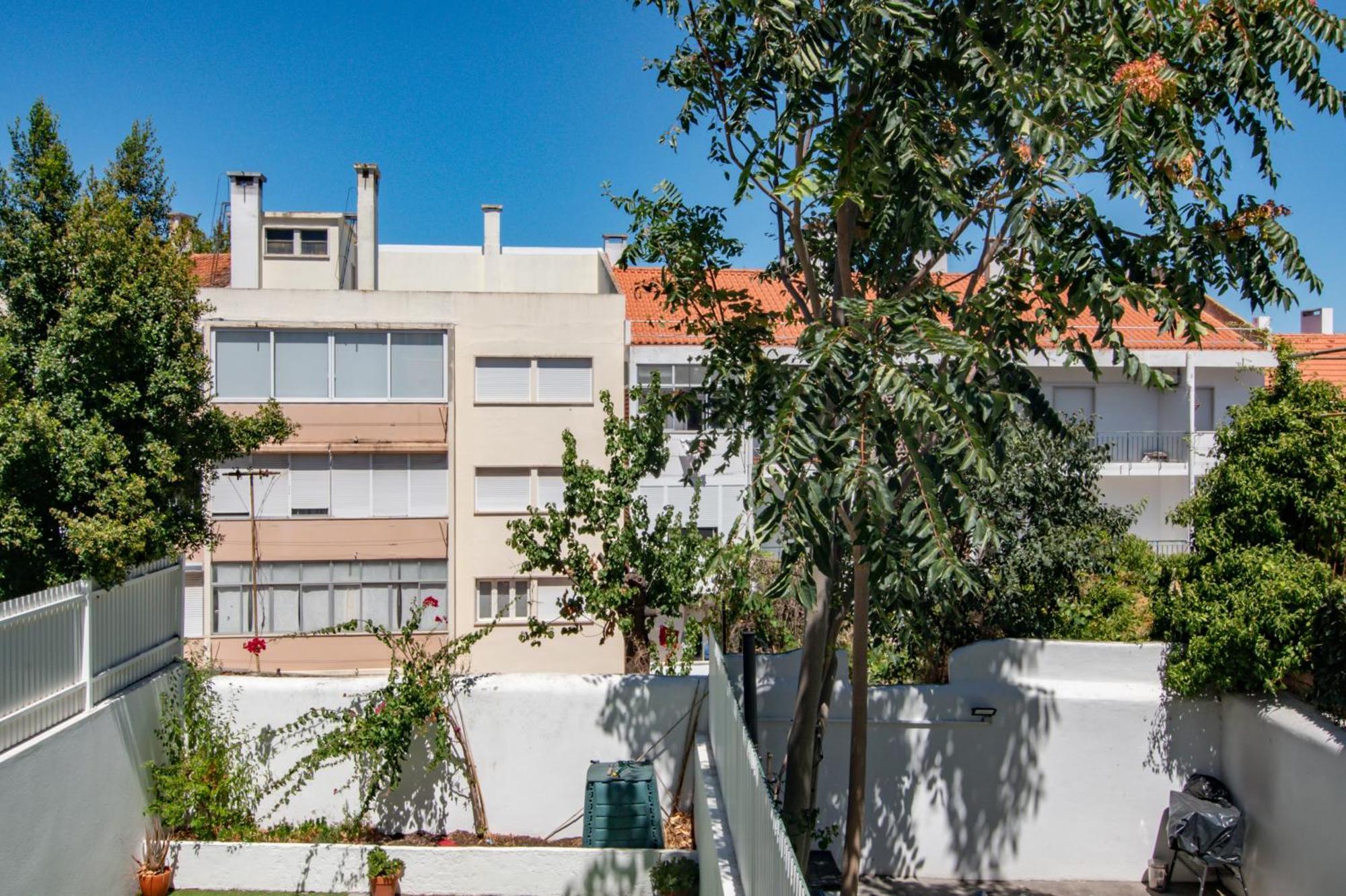 Апартаменты Charming & Peaceful Family Flat Лиссабон Экстерьер фото